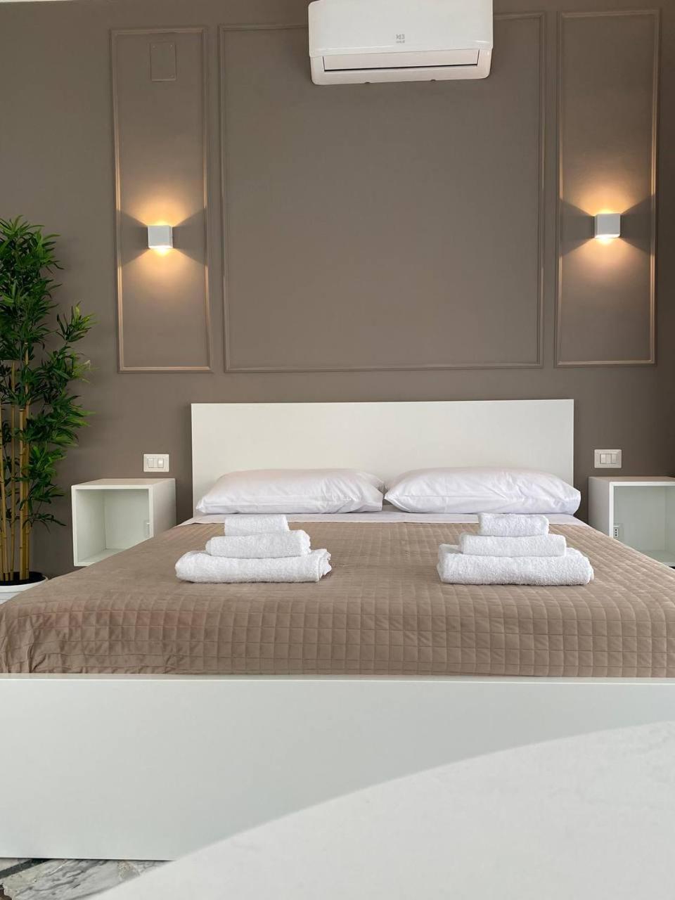 Quintino Sella Suites Бари Экстерьер фото