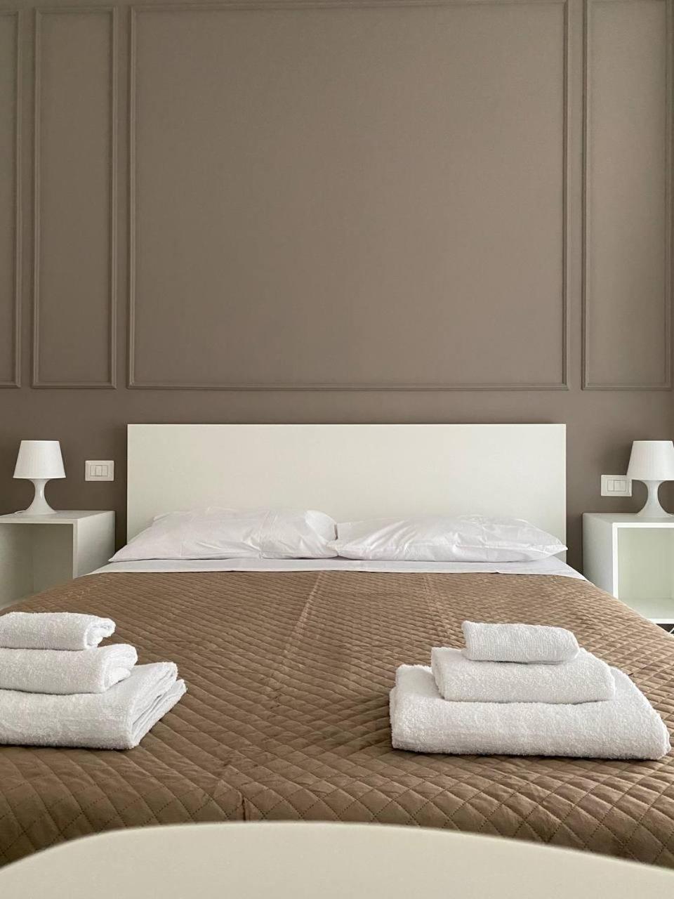Quintino Sella Suites Бари Экстерьер фото